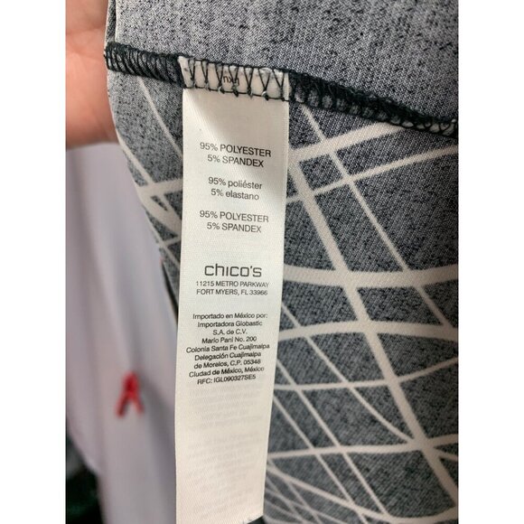 Chicos Black Long Sleeve Floral Tunic Top Size 2 Polyester Spandex Blend - Picture 6 of 6